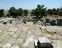 Le site archéologique de Priène en Anatolie. Le bouleutérion. Cliquer pour agrandir l'image dans Adobe Stock (nouvel onglet).