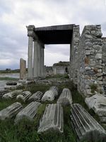 Le site archéologique de Milet en Anatolie. La stoa ionique (auteur Carole Raddato). Cliquer pour agrandir l'image.