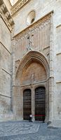 A catedral de Palma de Maiorca - O portal da Esmola. Clicar para ampliar a imagem em Adobe Stock (novo guia).
