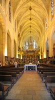 O mosteiro franciscano de Palma de Maiorca - Igreja basílica de São Francisco. Clicar para ampliar a imagem em Adobe Stock (novo guia).