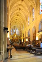 O mosteiro franciscano de Palma de Maiorca - Igreja basílica de São Francisco. Clicar para ampliar a imagem em Adobe Stock (novo guia).