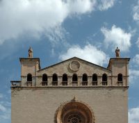Le couvent franciscain de Palma de Majorque. Le cadran solaire. Cliquer pour agrandir l'image dans Adobe Stock (nouvel onglet).