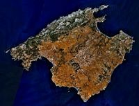 L'île de Majorque aux Baléares. Vue satellitaire de l'île. Cliquer pour agrandir l'image.