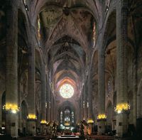 De kathedraal van Palma de Mallorca - Schepen. Klikken om het beeld te vergroten.