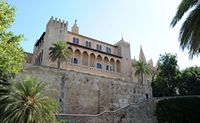 O palácio da Almudaina em Palma de Maiorca - Palácio do Rei. Clicar para ampliar a imagem.