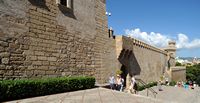 O palácio da Almudaina em Palma de Maiorca - Muralhas. Clicar para ampliar a imagem.