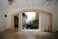 De oude stad van Palma de Mallorca - Patio in Palma de Mallorca. Klikken om het beeld te vergroten.