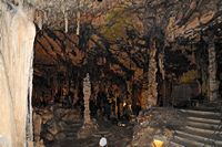 Las cuevas de Artá en Mallorca - La sala del Vestibulo. Haga clic para ampliar la imagen.