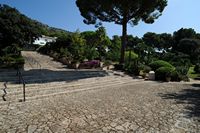 L'hôtel Formentor à Majorque. L'escalier monumental du jardin. Cliquer pour agrandir l'image.