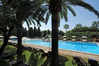 Das Hotel Formentor Mallorca - Die Hotel-Pools. Klicken, um das Bild zu vergrößern.