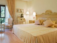 L'hôtel Formentor à Majorque. Chambre avec vue sur la montagne. Cliquer pour agrandir l'image.