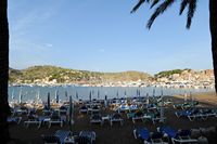 Port de Sóller en Mallorca - Playa de Es Través en el Port de Sóller. Haga clic para ampliar la imagen.
