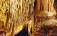 Les grottes du Dragon à Majorque. Grottes du Dragon. Cliquer pour agrandir l'image.