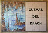As grutas do Dragão em Maiorca - Cerâmica da entrada. Clicar para ampliar a imagem.