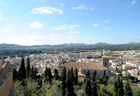 A cidade de Artà em Maiorca - A igreja da Transfiguração vista desde o santuário. Clicar para ampliar a imagem.