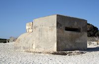 La ville de Campos à Majorque. Bunker sur la plage d'es Trenc (auteur Bogdan Giusca). Cliquer pour agrandir l'image.