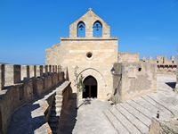 O castelo de Capdepera em Maiorca - A capela de Nossa Senhora (autor Olaf Tausch). Clicar para ampliar a imagem.
