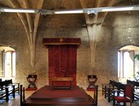 Castillo de Bellver en Mallorca - Salón del Trono. Haga clic para ampliar la imagen.