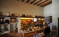 La Finca Els Calderers di Sant Joan a Maiorca - Cucina dei Padrone. Clicca per ingrandire l'immagine.