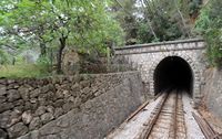 La ville de Sóller à Majorque. Tunnel près de Soller. Cliquer pour agrandir l'image.