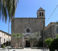 La ciudad de Pollença en Mallorca. Nuestra Señora del Rosario (autor PictureScout). Haga clic para ampliar la imagen en Panoramio (nueva pestaña).