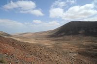 Das Dorf Vallebron Fuerteventura. Landschaftsschutz Vallebron. Klicken, um das Bild in Adobe Stock zu vergrößern (neue Nagelritze).