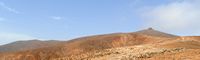 De landelijke park van Betancuria in Fuerteventura. Het gezichtspunt Morro Velosa. Klikken om het beeld te vergroten in Adobe Stock (nieuwe tab).