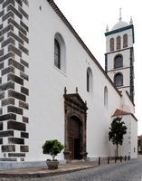 Die Stadt Garachico auf Teneriffa. Église Sainte-Anne. Klicken, um das Bild in Adobe Stock zu vergrößern (neue Nagelritze).