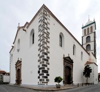 De stad Garachico in Tenerife. Kerk van Sint-Anna. Klikken om het beeld te vergroten in Adobe Stock (nieuwe tab).