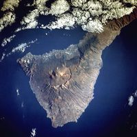 Die Insel Teneriffa auf den Kanarischen Inseln. Satellitenbild. Klicken, um das Bild zu vergrößern