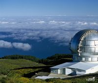 O parque nacional da Caldera de Taburiente em La Palma. O observatório de astrofísica em Roque de los Muchachos (autor Serviço de Turismo das Canárias). Clicar para ampliar a imagem.