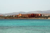 Il villaggio di Caleta de Fuste a Fuerteventura. Hotel Sheraton a Caleta de Fuste. Clicca per ingrandire l'immagine.