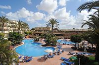 Le village de Corralejo à Fuerteventura. Piscine de l'hôtel Corralejo Bay. Cliquer pour agrandir l'image.