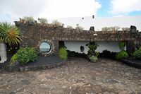 Os abismos de Jameos del Agua em Haría em Lanzarote. A rotunda do sítio. Clicar para ampliar a imagem.