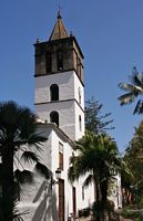 La ville d'Icod de los Vinos à Ténériffe. L'église Saint-Marc. Cliquer pour agrandir l'image.