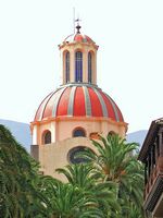 La ciudad de La Orotava en Tenerife. Iglesia de la Concepción. Haga clic para ampliar la imagen.