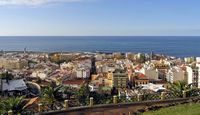 De stad Puerto de la Cruz in Tenerife. Klikken om het beeld te vergroten.