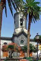 De stad Puerto de la Cruz in Tenerife. Kerk van de Peña de Francia. Klikken om het beeld te vergroten.