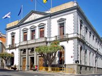 A cidade de Santa Cruz de Tenerife. A Prefeitura. Clicar para ampliar a imagem.