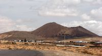 The village of Tiscamanita in Fuerteventura. La Caldera de Gairía (author Og Mac ind). Click to enlarge the image in Flickr (new tab).