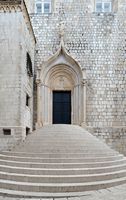 Southern gate of the church of Dominican. Click to enlarge the image in Adobe Stock (new tab).