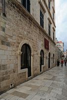 La ville close de Dubrovnik en Croatie. Quartier sud. Ulica Od Puča. Cliquer pour agrandir l'image dans Adobe Stock (nouvel onglet).