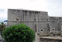 Les fortifications de Dubrovnik en Croatie. Fortifications de l'est. Forteresse du Ravelin. Cliquer pour agrandir l'image dans Adobe Stock (nouvel onglet).