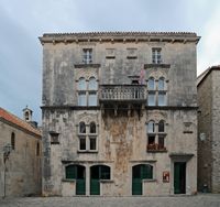 La ville de Korčula, île de Korčula en Croatie. Musée de la Ville. Cliquer pour agrandir l'image dans Adobe Stock (nouvel onglet).