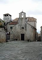 La ville de Korčula, île de Korčula en Croatie. Église Saint-Pierre. Cliquer pour agrandir l'image dans Adobe Stock (nouvel onglet).