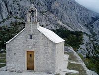 La ville de Brela en Croatie. Chapelle Saint-Nicolas. Cliquer pour agrandir l'image.
