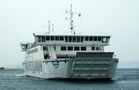 A chegada do ferry no porto de Supetar. Clicar para ampliar a imagem.