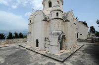 Das Mausoleum Petrinović. Klicken, um das Bild zu vergrößern.