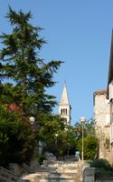 La iglesia Notre-Dame-du-Mont-Carmel (autor Adelita81). Haga clic para ampliar la imagen en Flickr (nueva pestaña).