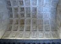 Das Gewölbe in Wiege der Taufkapelle der Kathedrale von Split (Autor ISAWNYU). Klicken, um das Bild in Flickr zu vergrößern (neue Nagelritze).